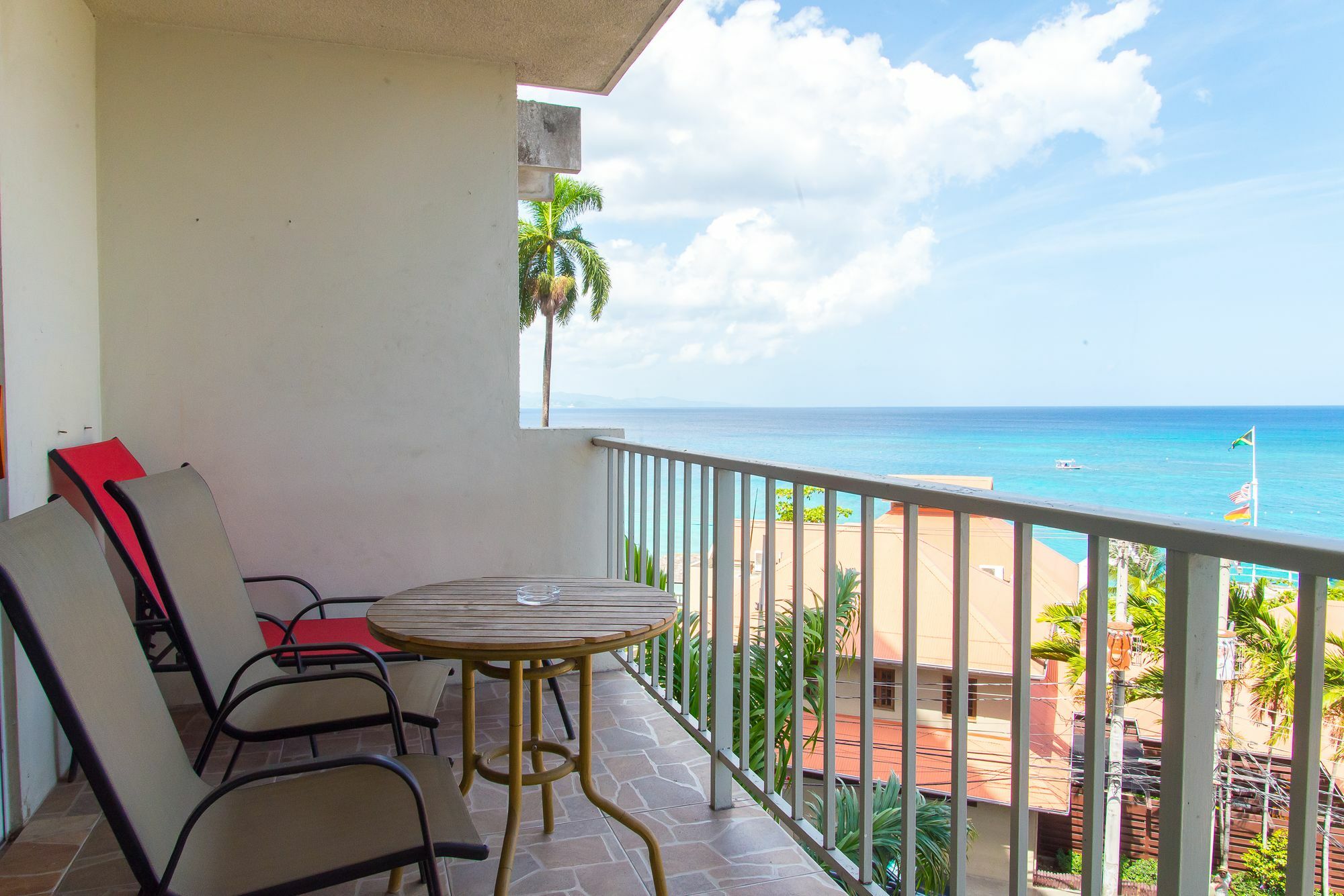 Montego Bay Club Apartments Esterno foto