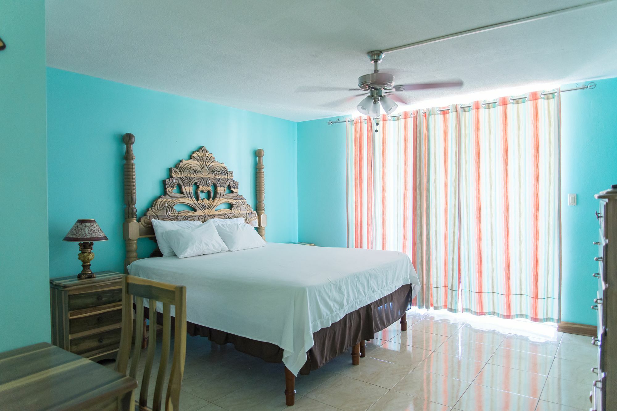 Montego Bay Club Apartments Esterno foto